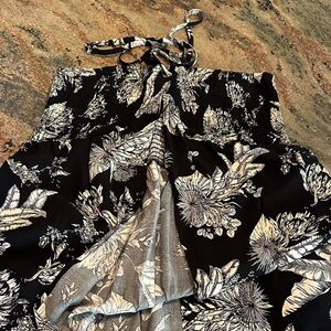 Cupshe Monochrome Floral Halter Swim Coverup